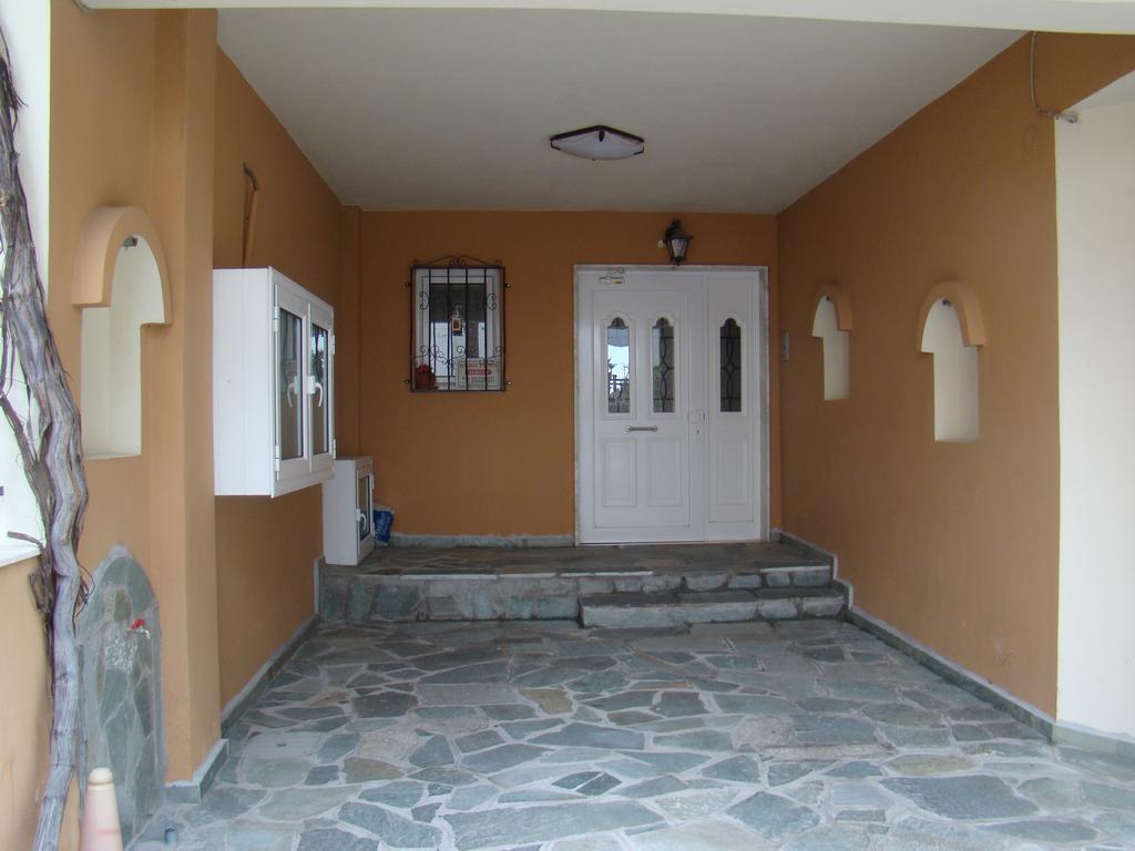 Guesthouse Nefeli Литокорон Екстериор снимка