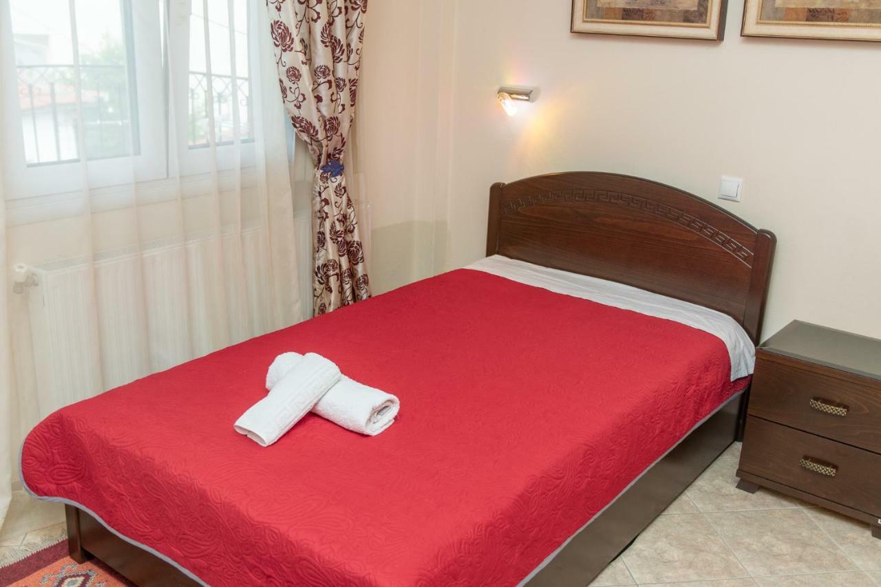 Guesthouse Nefeli Литокорон Екстериор снимка
