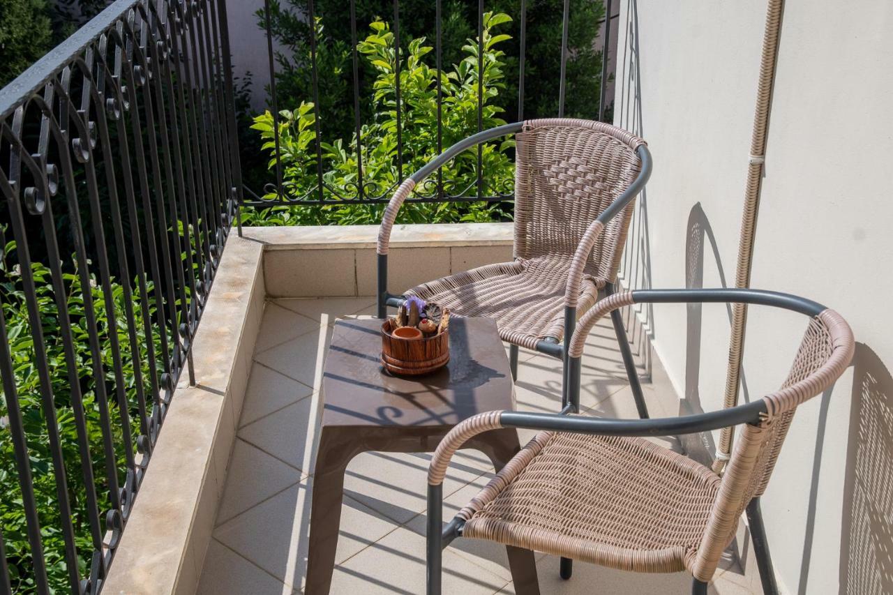 Guesthouse Nefeli Литокорон Екстериор снимка